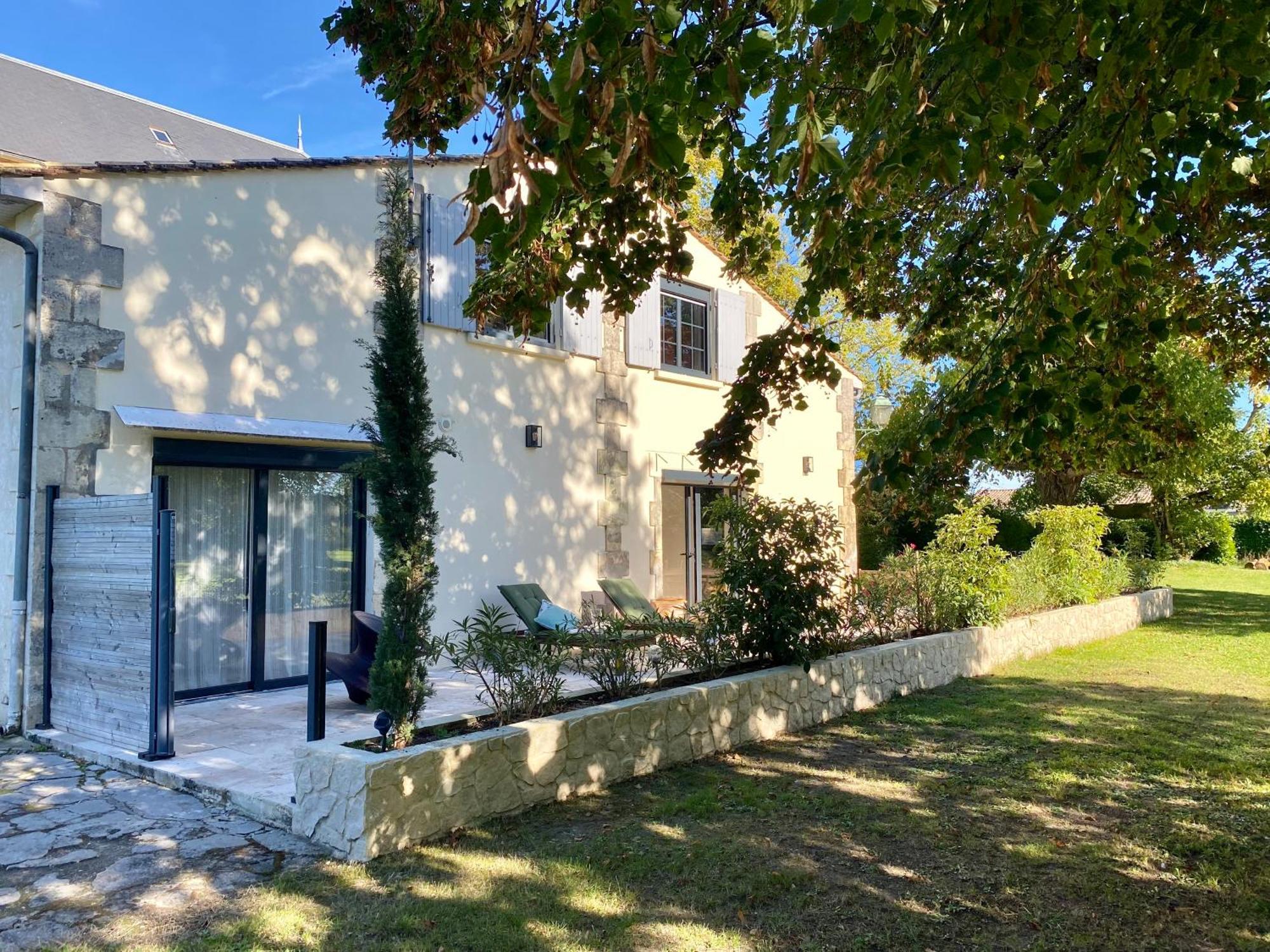 La Maison Du Champ De Beaumont Galgon Exteriör bild